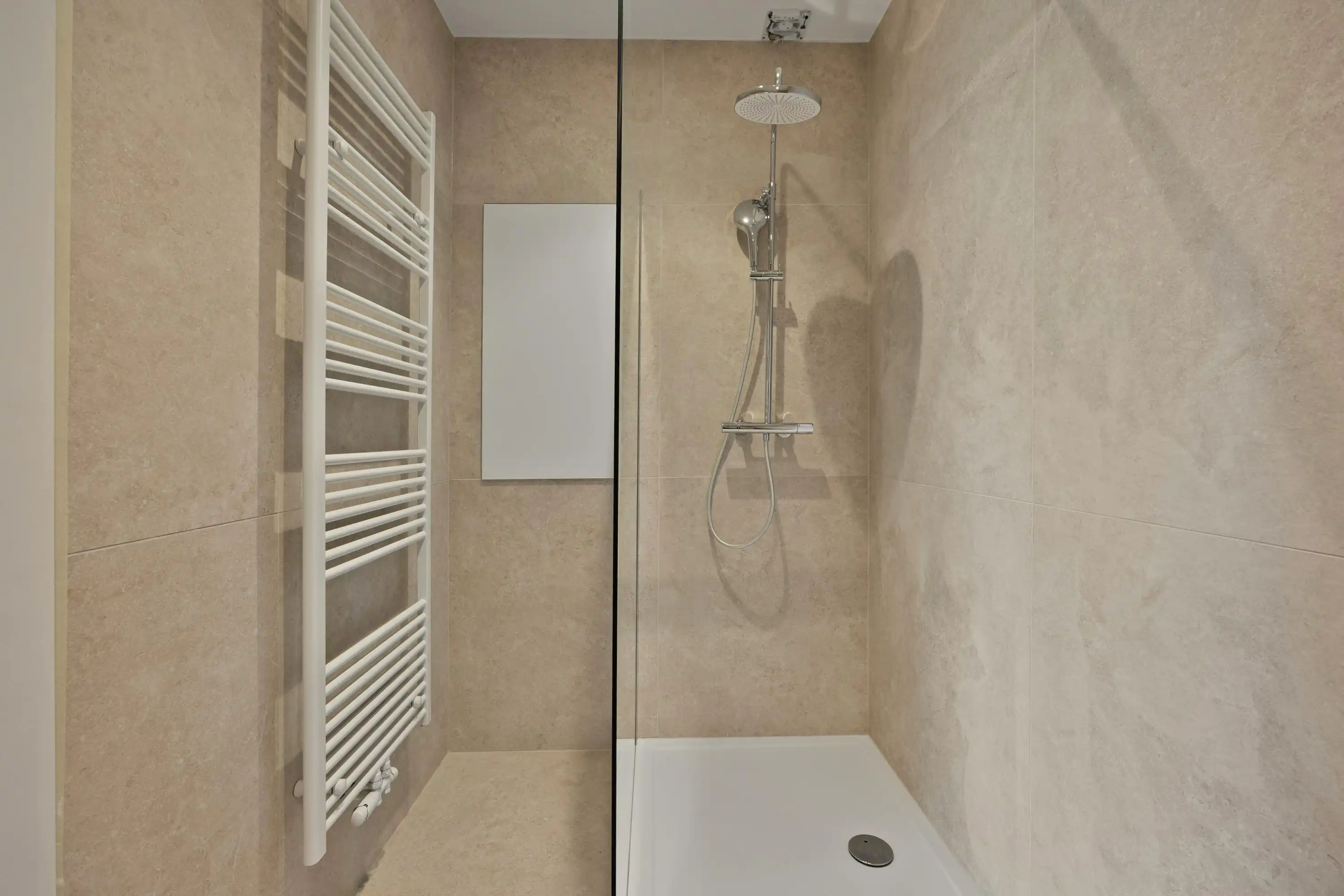 Gerenoveerd 3 slaapkamer appartement te koop in Zeebrugge foto 12