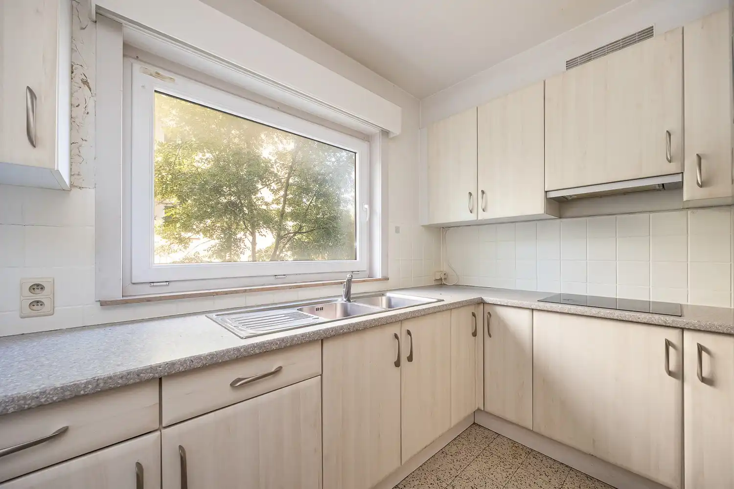 Ruim appartement 101 m² op de Fruithoflaan foto 9