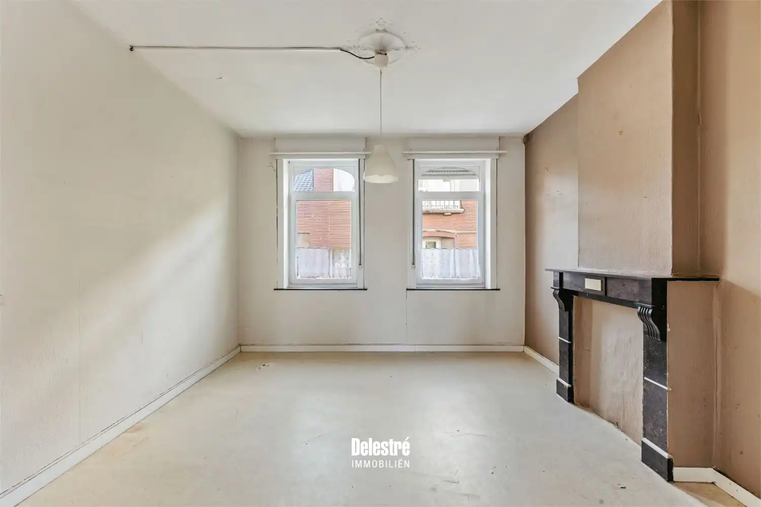 ** IN OPTIE ** RENOVATIEPAREL MET 4 SLAAPKAMERS, GARAGE EN ZALIGE TUIN WELLE foto 6