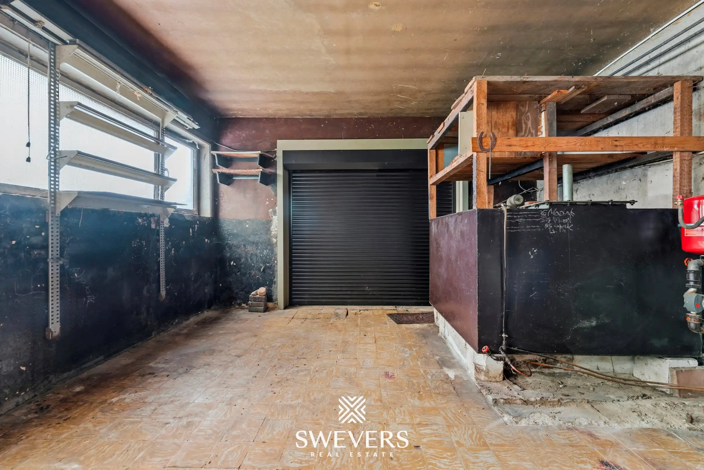 Bel-etage woning, 3 slpk, met aansluitende weide en vergunde stallingen en aparte weide, in totaal op 85a52ca foto 18