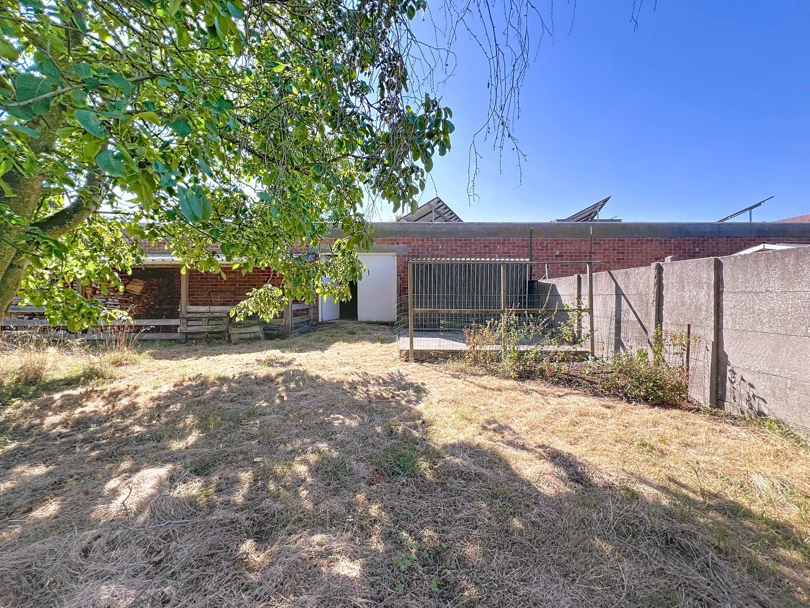 KANTOORGEBOUW (124 m²) met MAGAZIJNEN (630 m²) op zeer goede ligging nabij centrum KORTRIJK ! foto 25