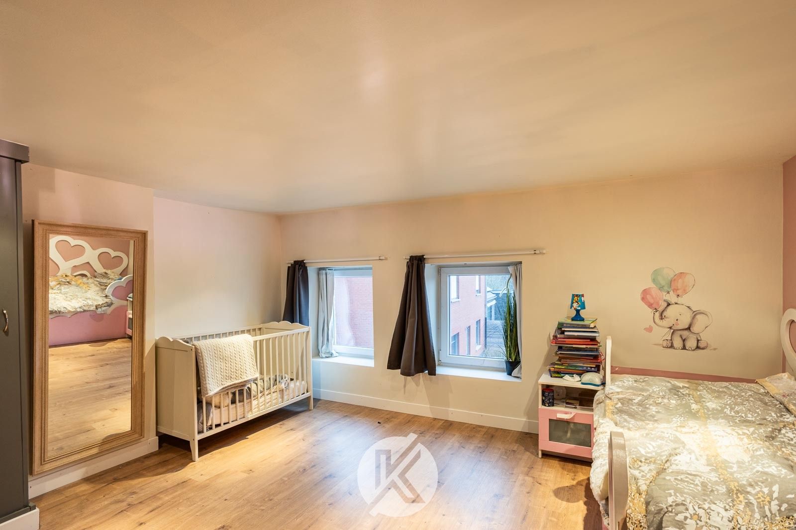 Instapklare gezinswoning met 5 slaapkamers foto 19