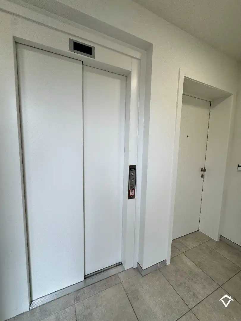 Appartement met 2 slaapkamers en garagebox te Westrozebeke foto 14