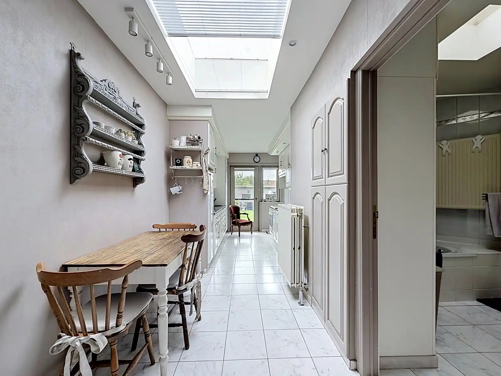 Energiezuinige én instapklare woning met 4 SLPK én Tuin! foto 6