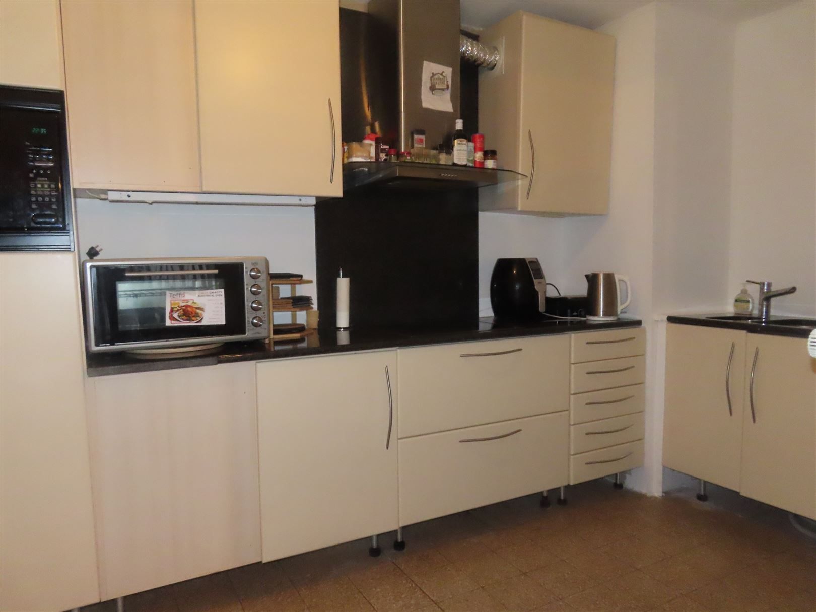 TE KOOP: Appartement op toplocatie in Beringen centrum! foto 6