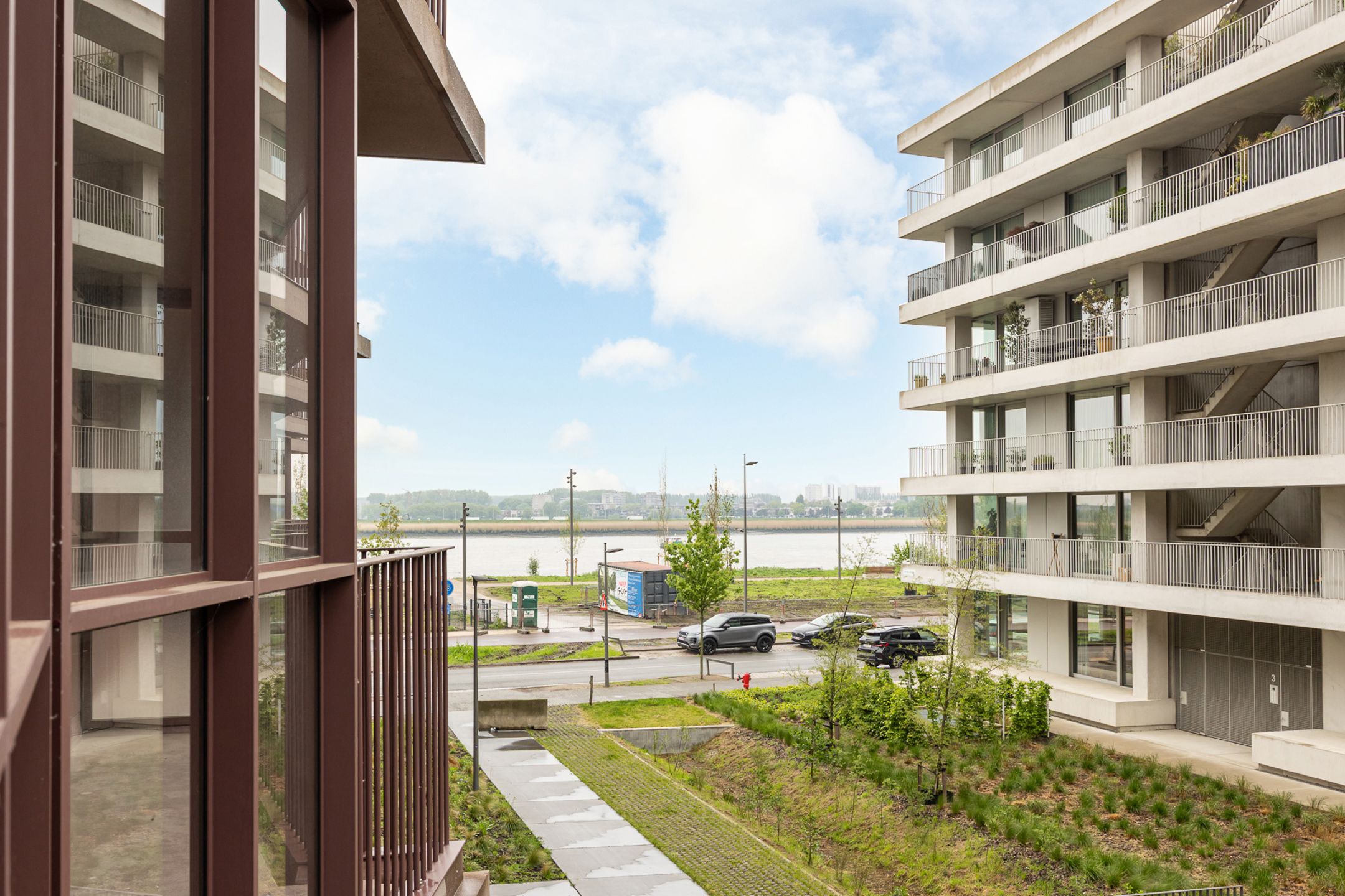 OPEN HOUSE ZATERDAG 13/09 OM 11U - Top afgewerkt appartement foto {{pictureIndex}}