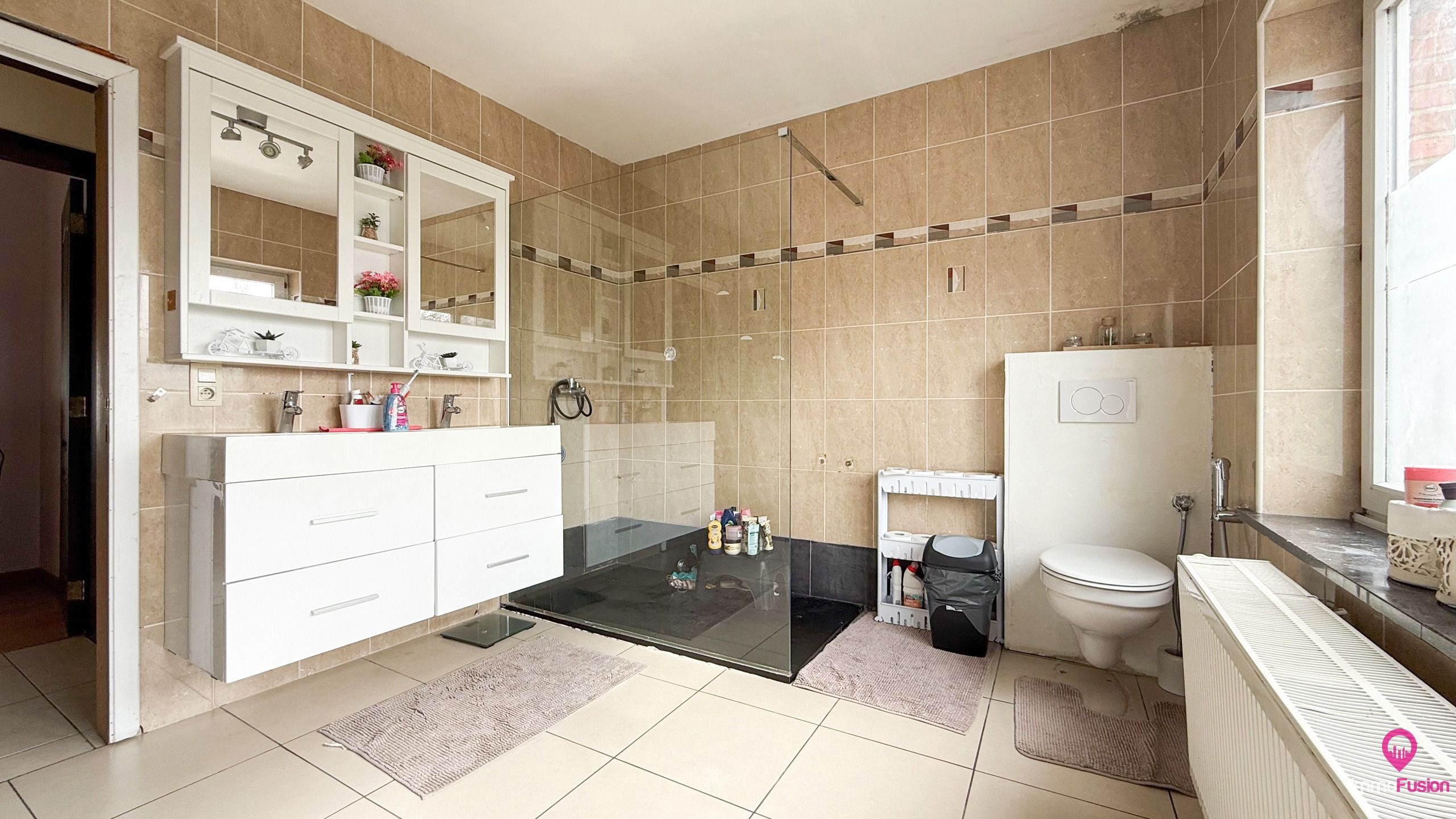 Ruime gezinswoning met 3 slpks, grote tuin en goede EPC! foto 17