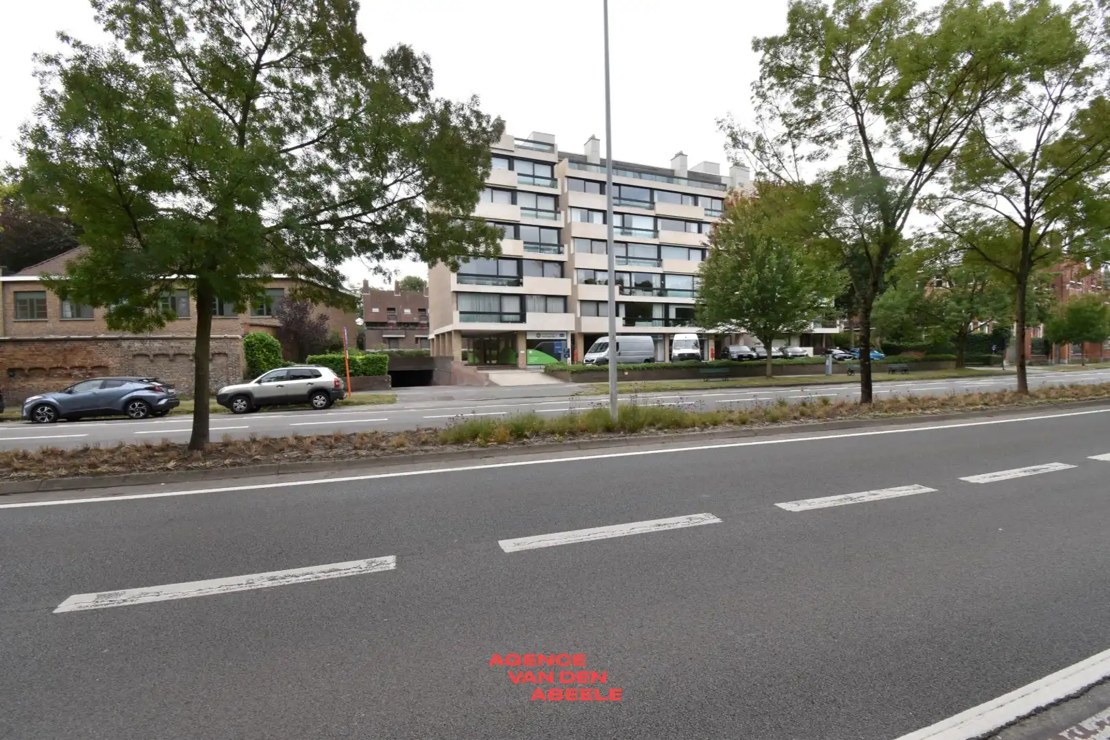 Ondergronde staanplaats langs de Komvest te Brugge foto 2