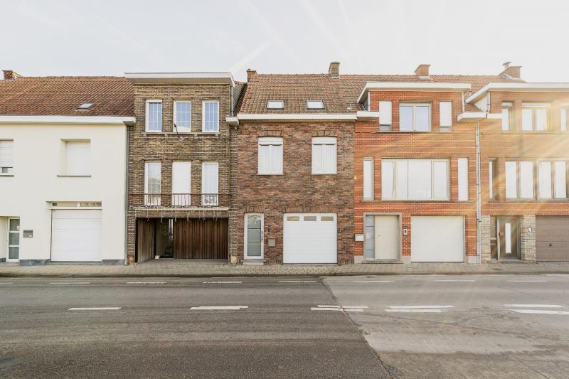 Ruime en energiezuinige woning (EPC 220) met grote tuin op een centrale ligging foto 3
