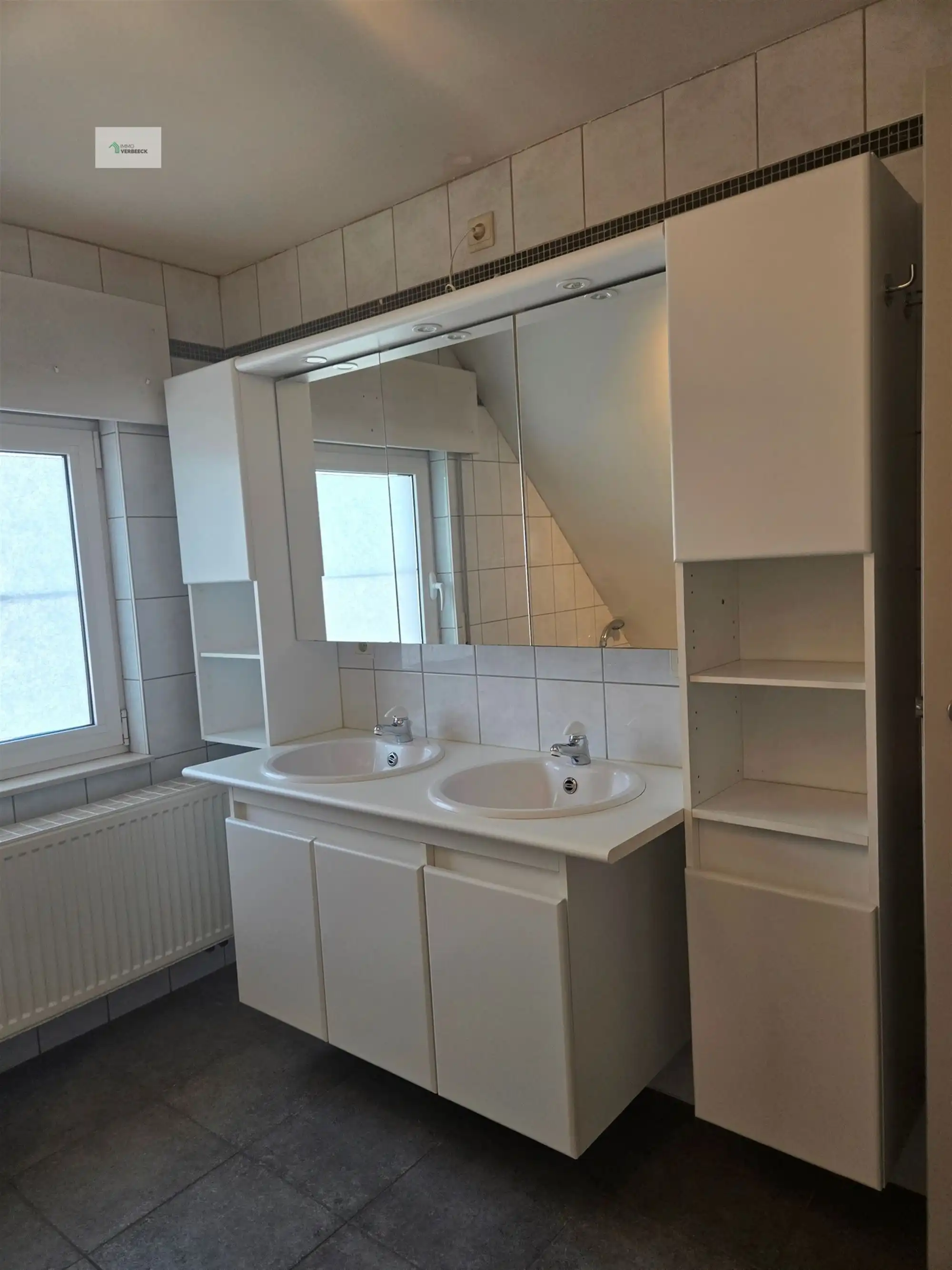 Ruime Woning met 3 Slaapkamers in Bale foto 56