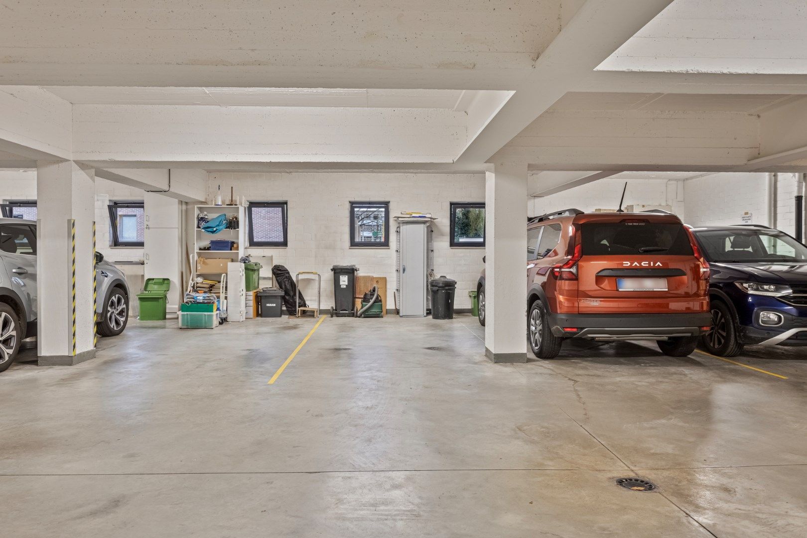 Ruim appartement van 117m² met 3 slaapkamers gelegen op centrale locatie te Brasschaat! foto 17