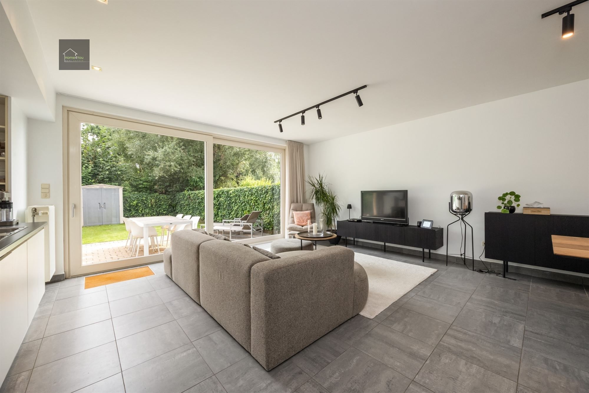 Instapklare gezinswoning met 4 slaapkamers en zuid tuin foto 6