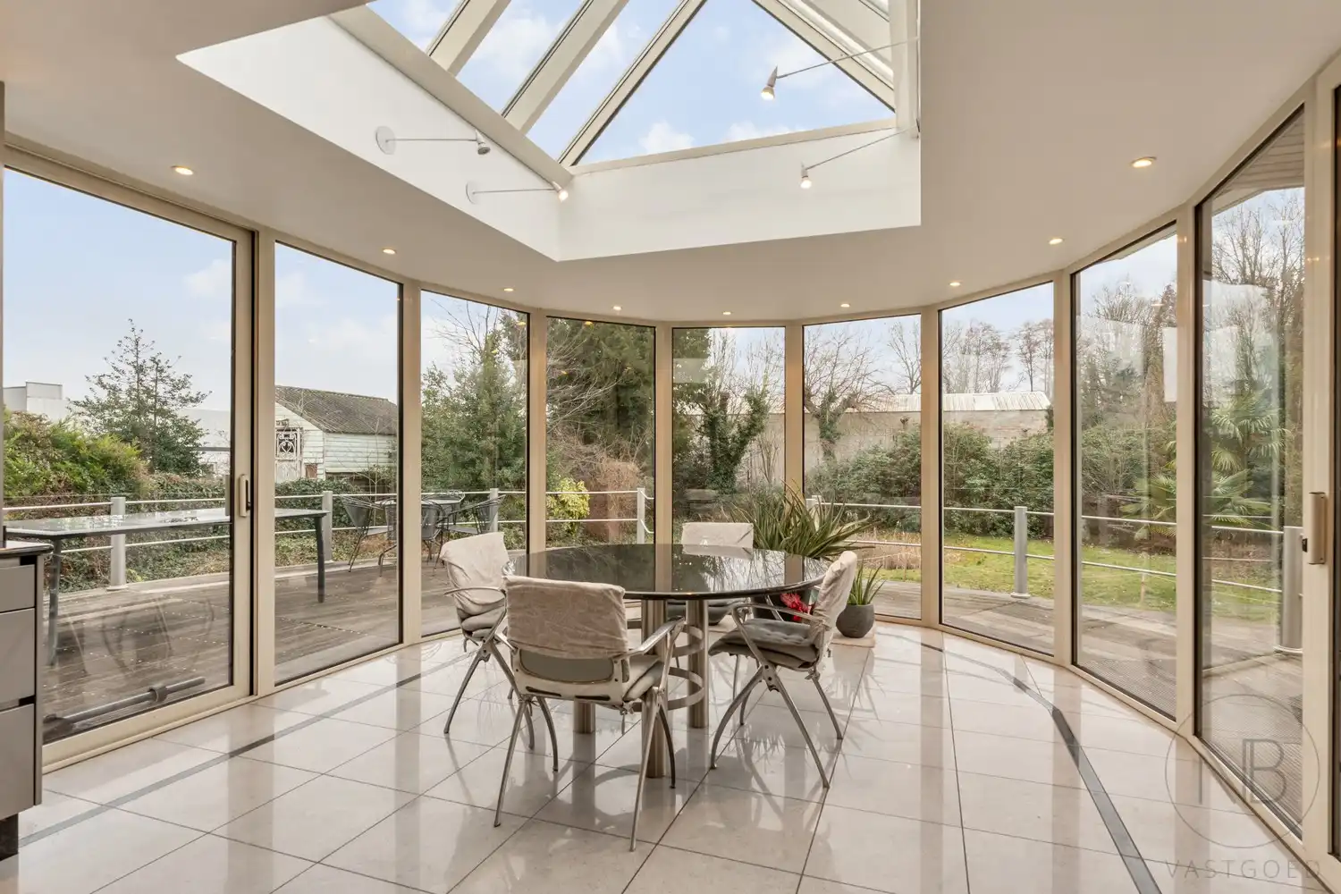 Discrete investeringsopportuniteit op topligging foto 18