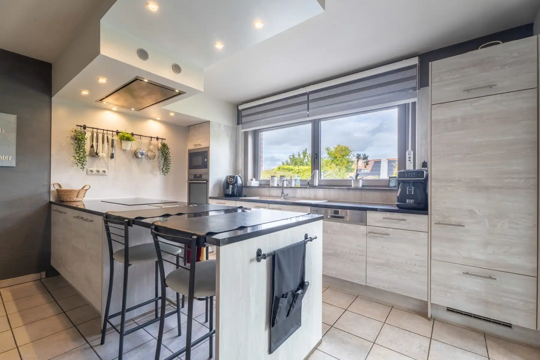 Ruime gezinswoning met 5 slaapkamers. foto 9