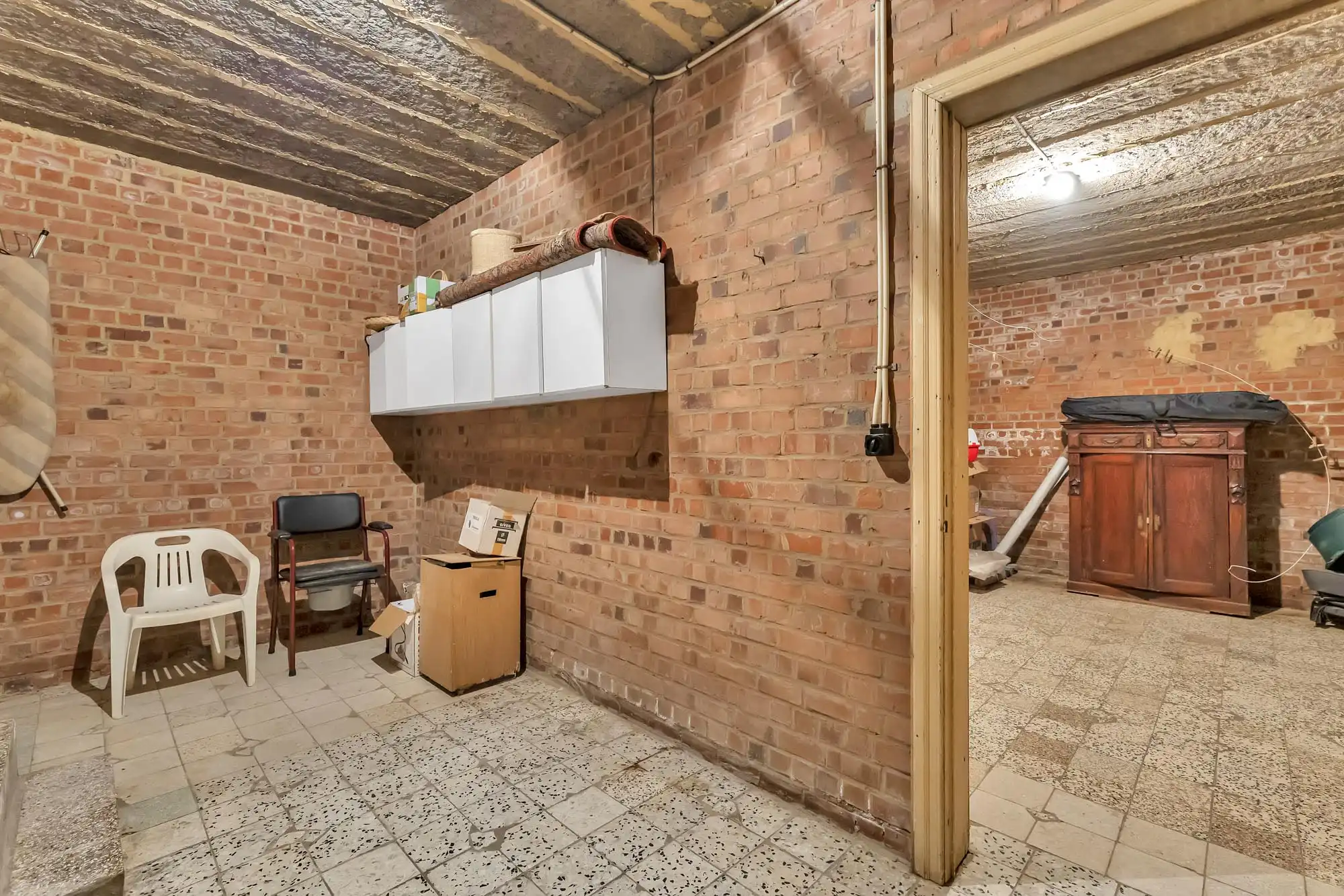 Te renoveren woning op 15a46ca met tal van mogelijkheden! foto 14