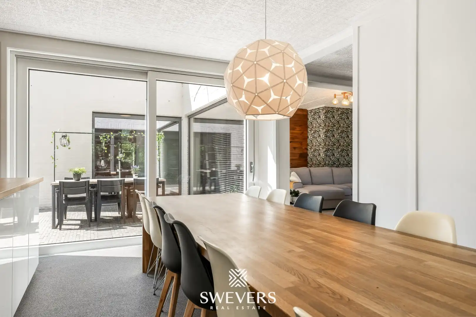 Stijlvolle woning met 4 slpk en prachtige tuin in Tongeren foto 13