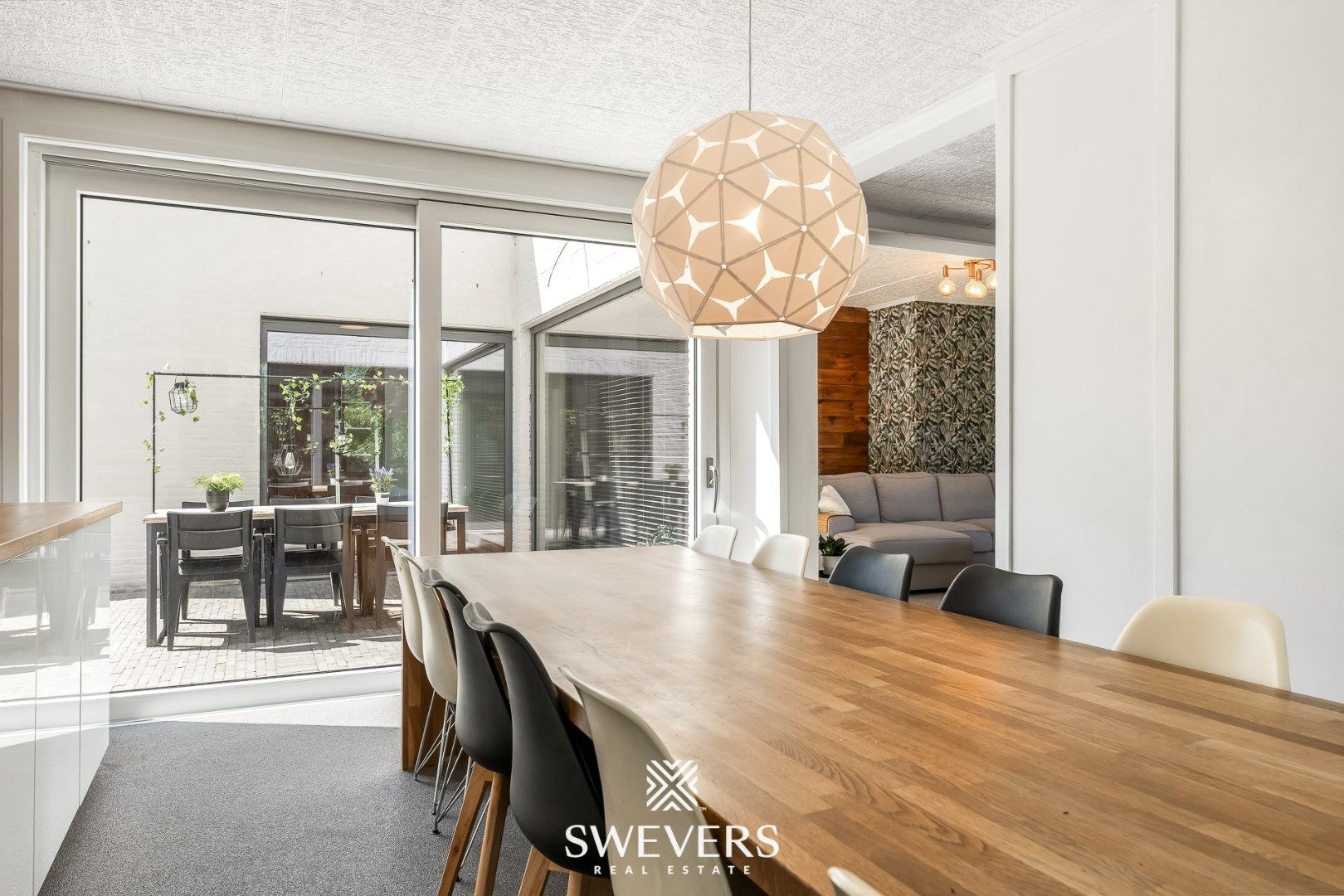 Stijlvolle woning met 4 slpk en prachtige tuin in Tongeren foto 13