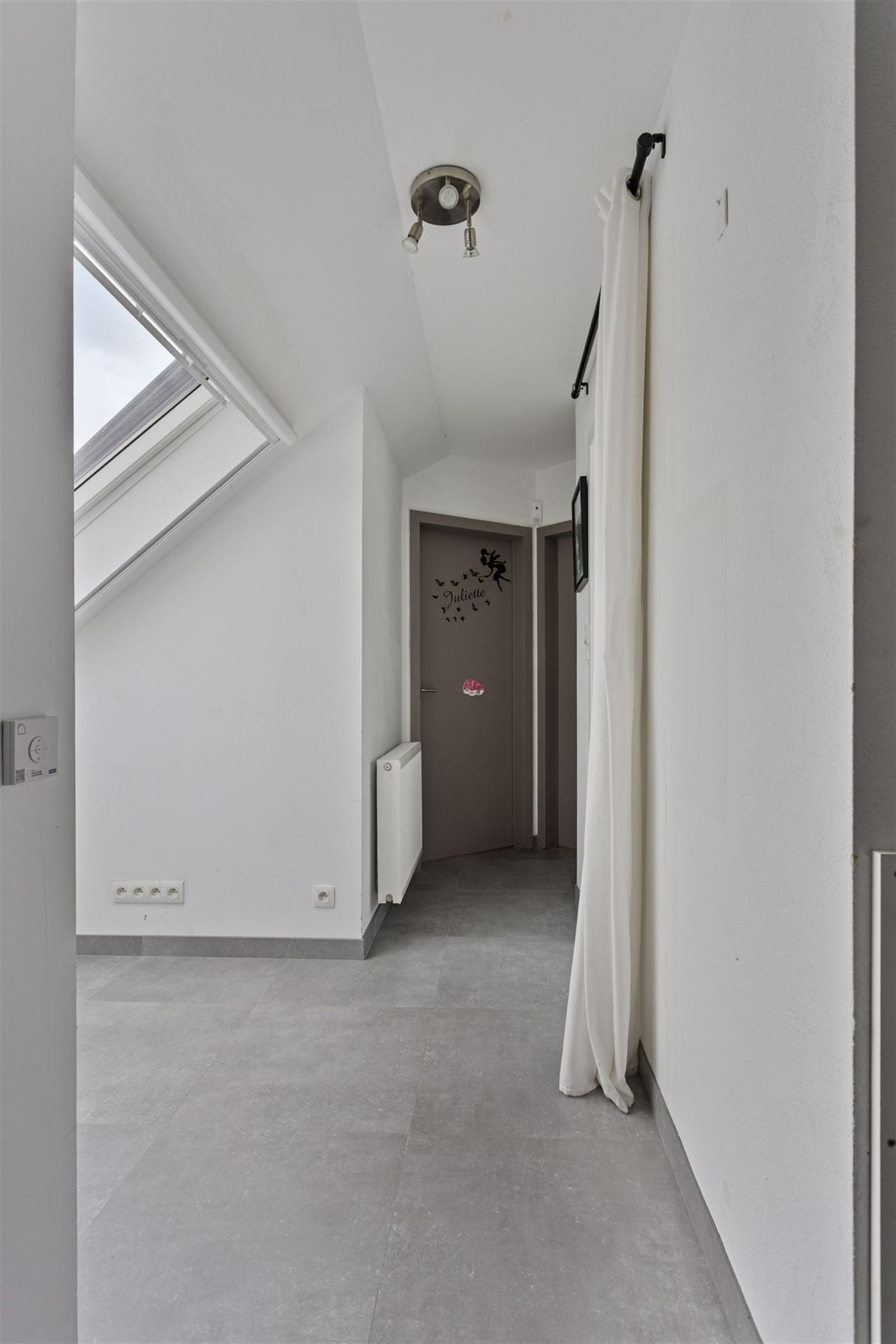 Woning gelegen in een doodlopende straat met 3 slaapkamers te Beersel  foto 14