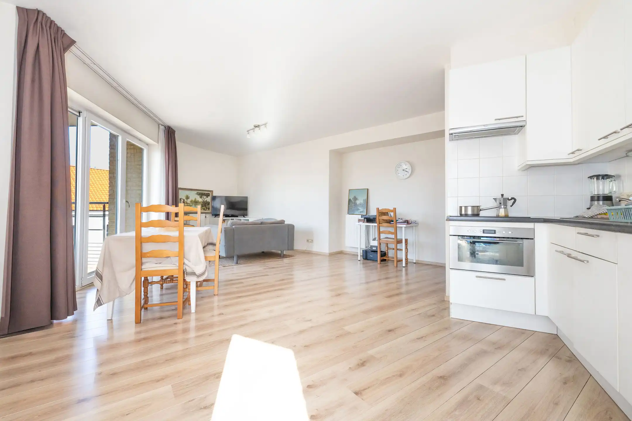 Een rendabel 2-slaapkamerappartement in 1 gegeerde omgeving foto 20