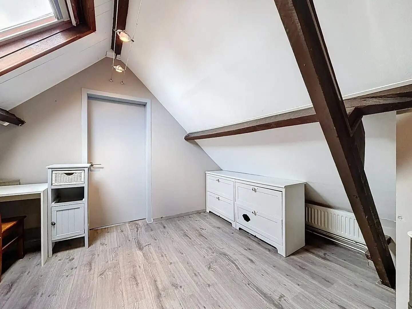 Charmante dijkwoning in het hart van de Zeeuwse polders (Slikkenburg) foto 24