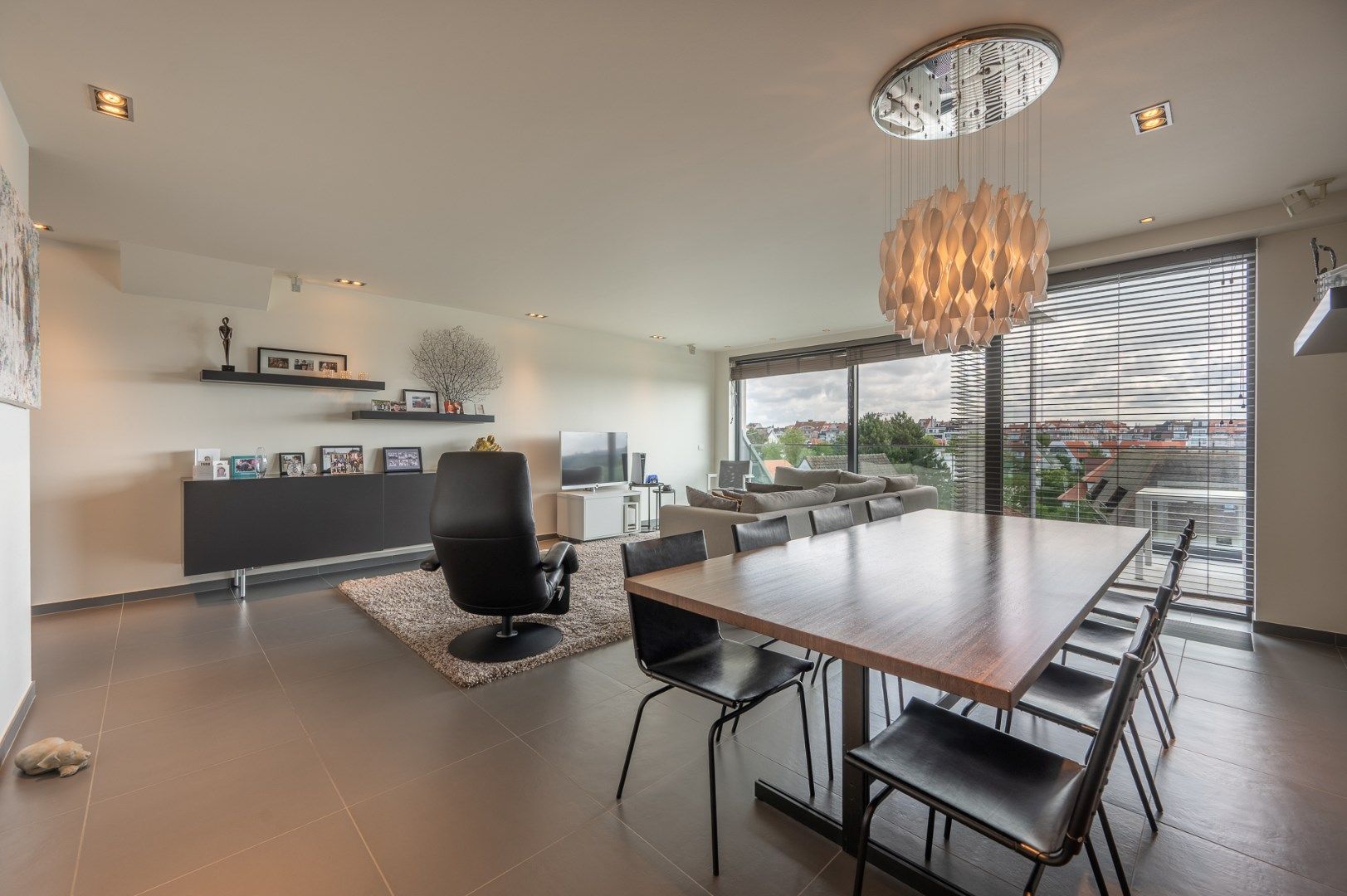 Ruim appartement met 4 slaapkamers in res La Reserve op 100m van het Albertstrand  foto 3