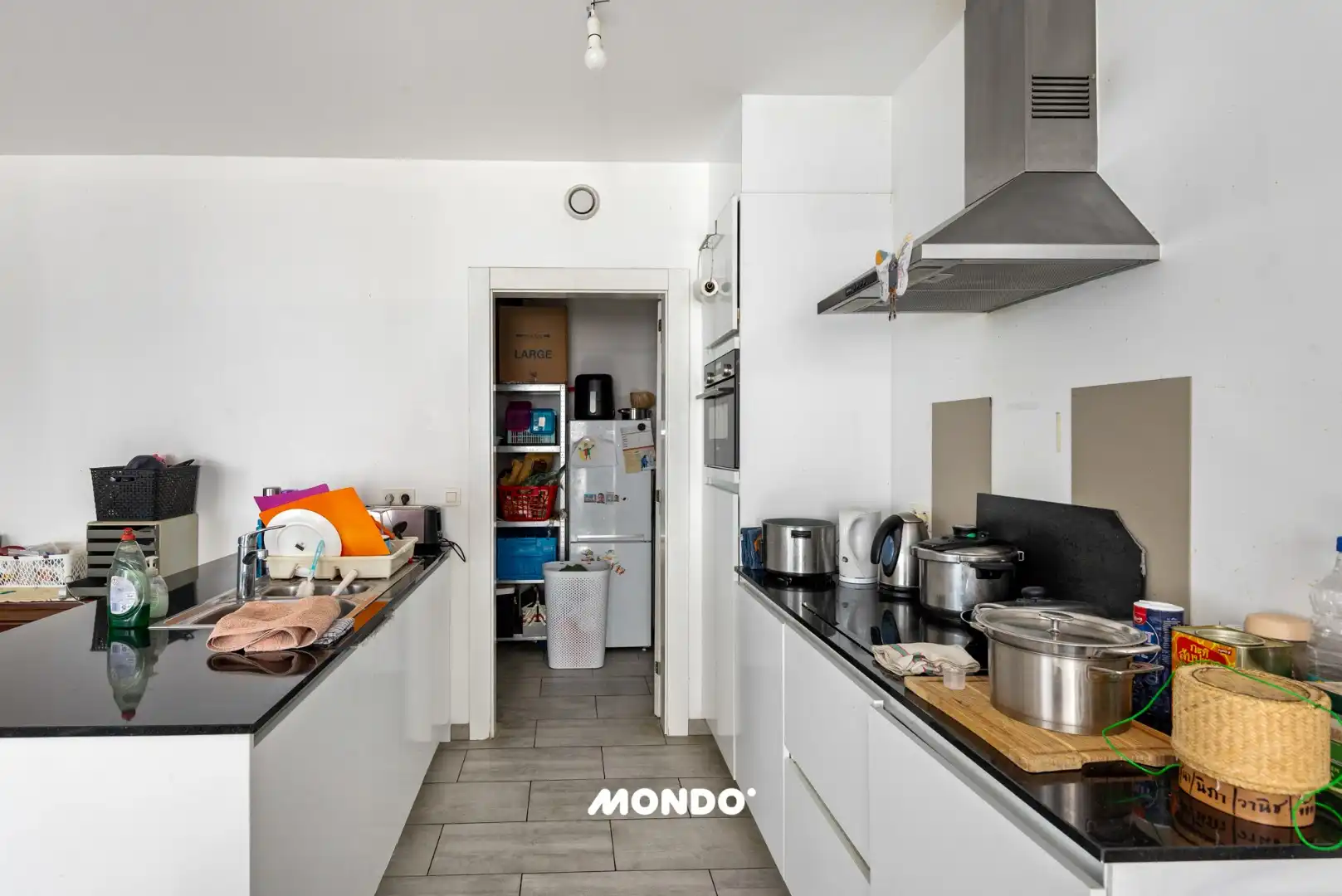 Ruim gelijkvloers appartement met 2 slaapkamers en ruim terras! foto 6