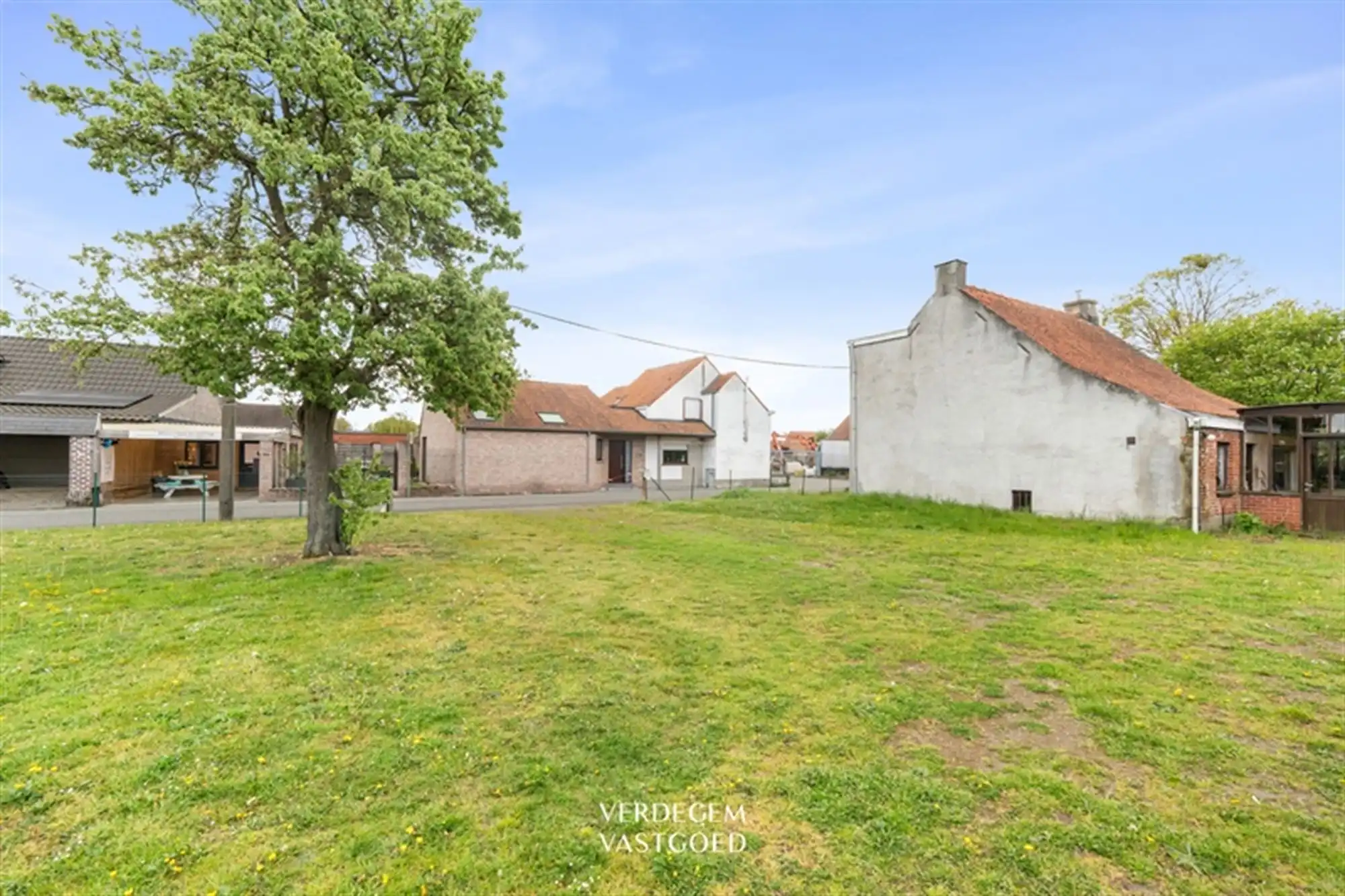 Prachtig perceel bouwgrond van 1.104m² voor villabouw of 2 HO woningen foto 8