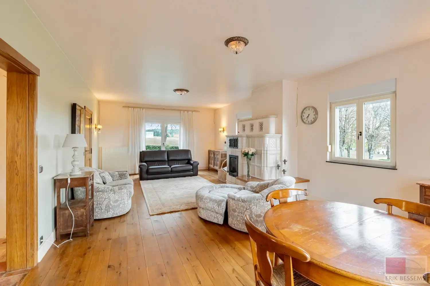 Landhuis met vrij uitzicht, &nbsp;5 slaapkamers, 2 badkamers, woonkamer, eetkamer/keuken. Woonopp. 277m2 gebruiksopp. 441m2, Perceelopp. 4170m2 foto 7