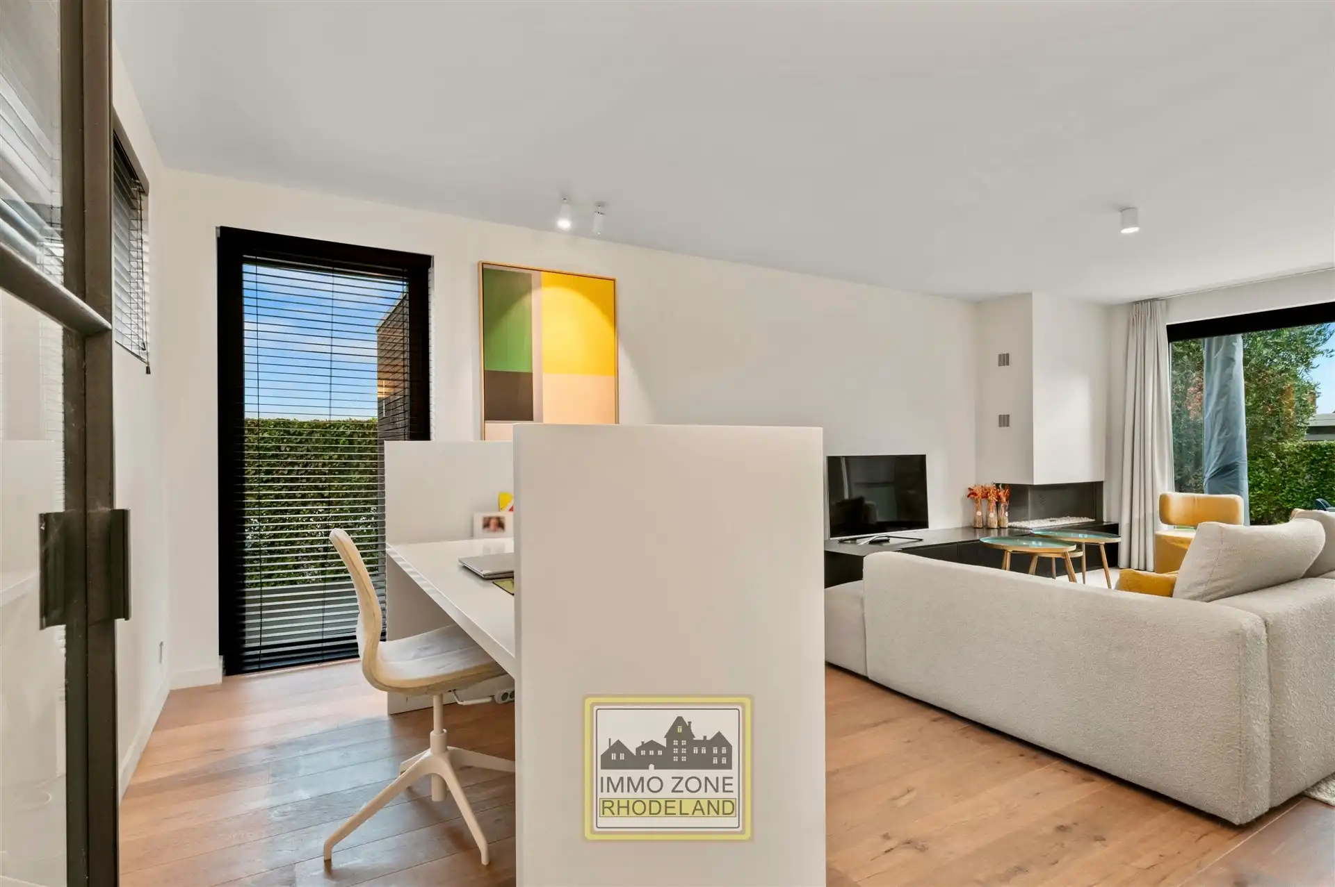 Sublieme moderne woning met prachtige tuin foto 4