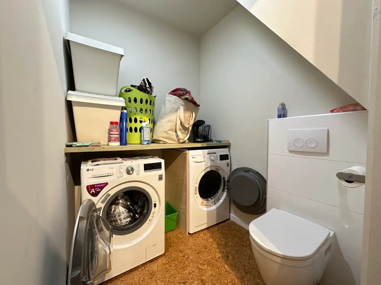Charmante, instapklare rijwoning met stadstuin foto 10