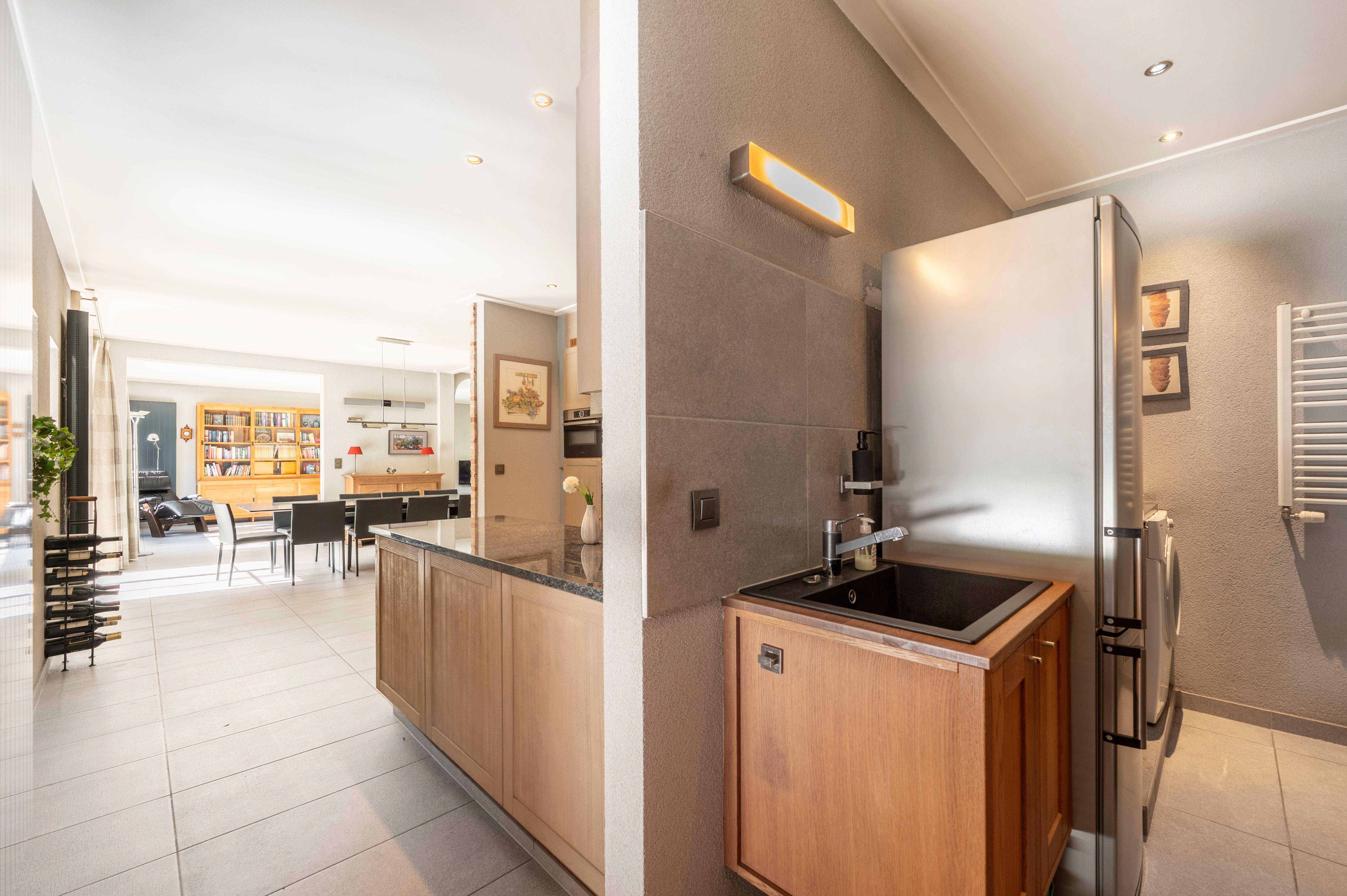 Instapklare laagbouwvilla nabij het centrum van Brasschaat. foto 13