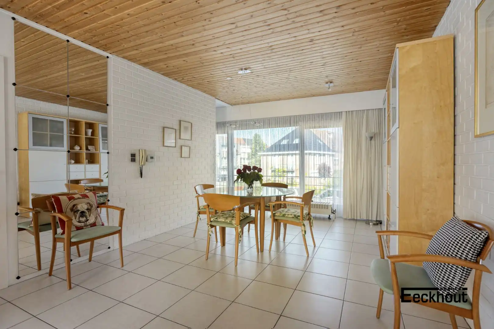 Zeer verzorgde, instapklare bel-étagewoning met 3 slaapkamers in rustige buurt te Bredene! foto 7