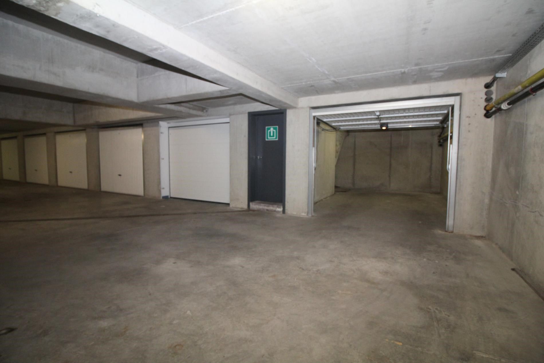 RES. SAPHIR - GARAGEBOX - ELIZABETLAAN - ZOUTE foto 2