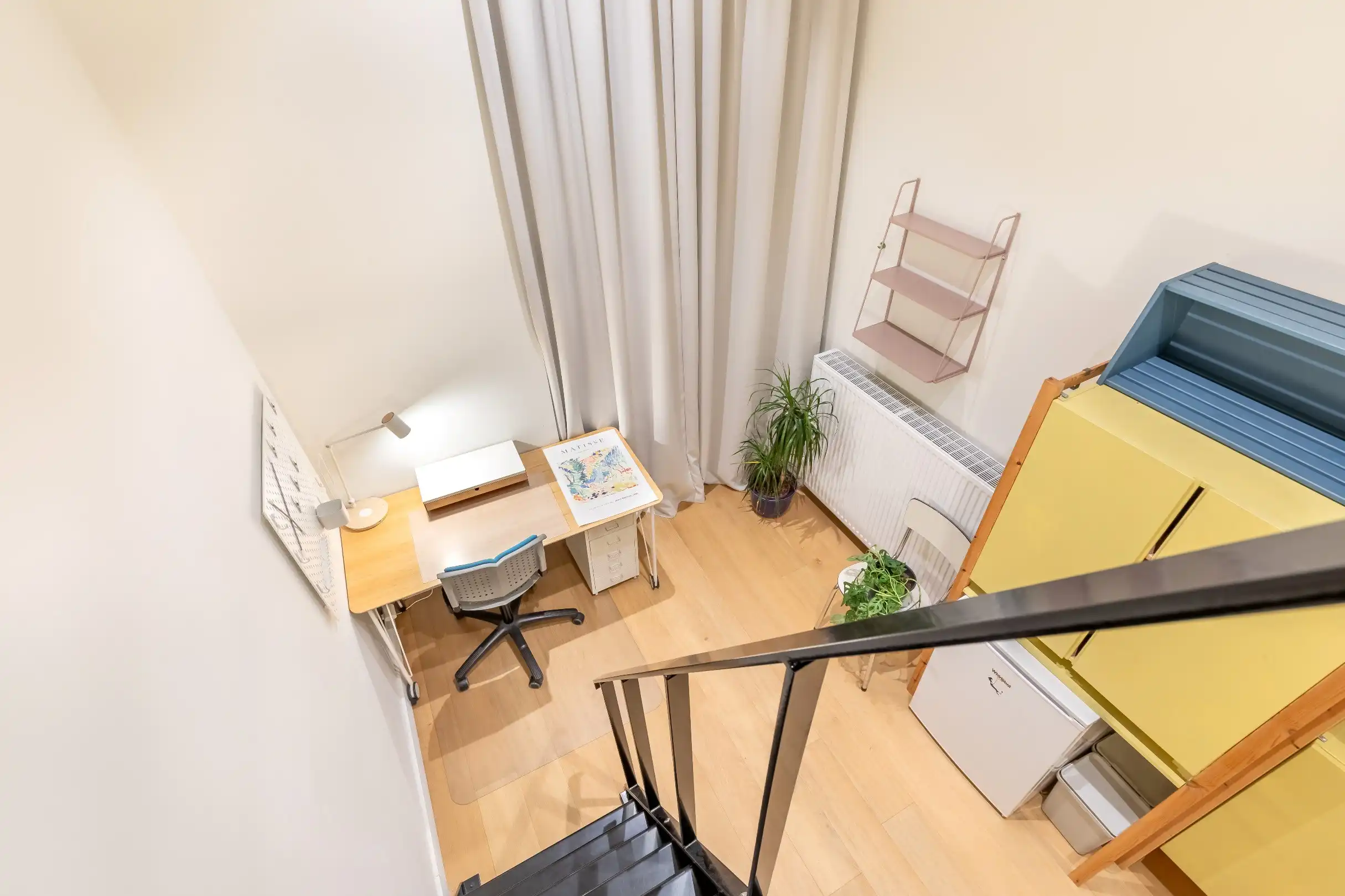 Studentenkamer met eigen sanitair op toplocatie! foto 8