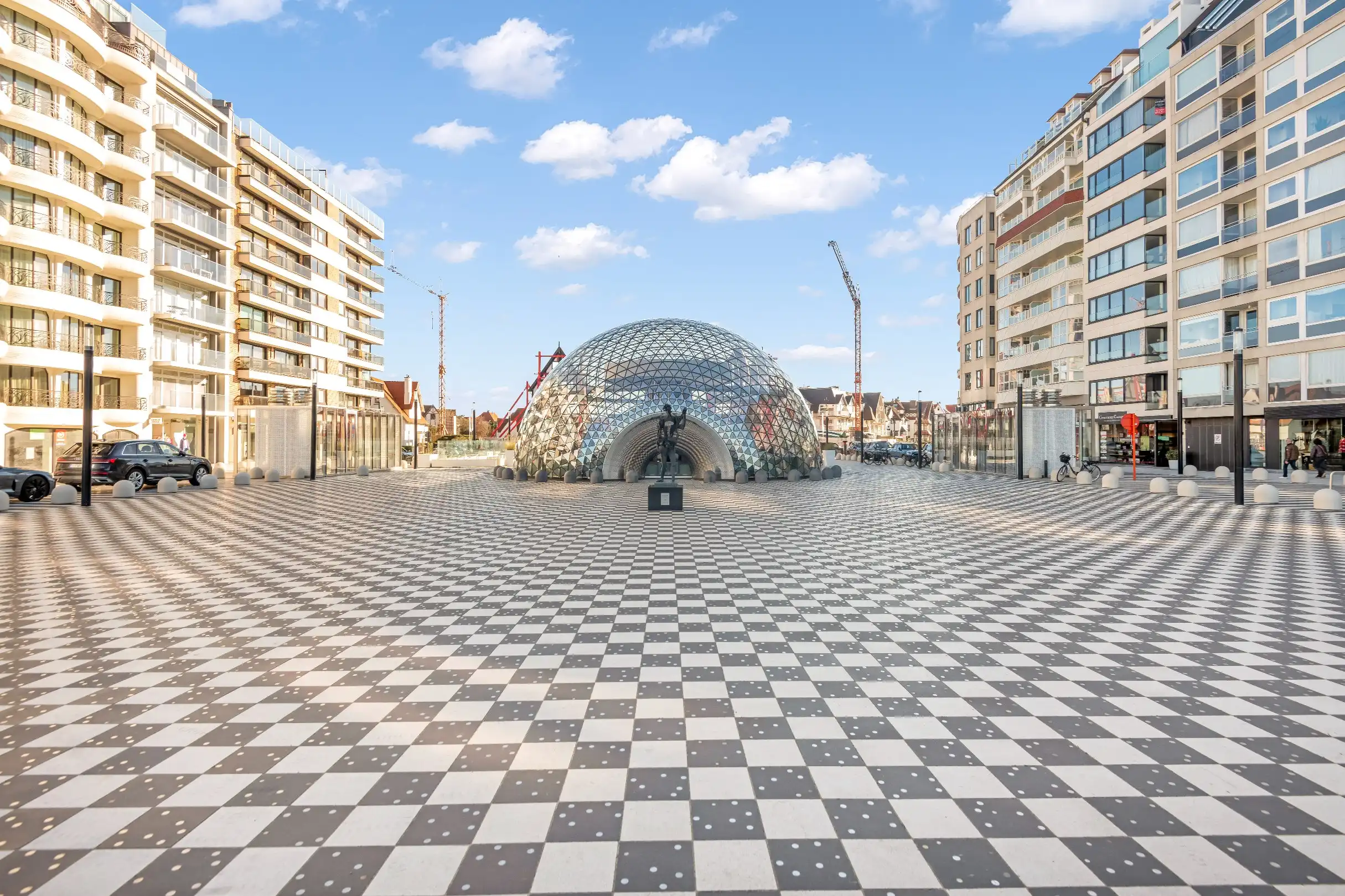 Garage te koop Albertplein 0 - - 8300 het Zoute