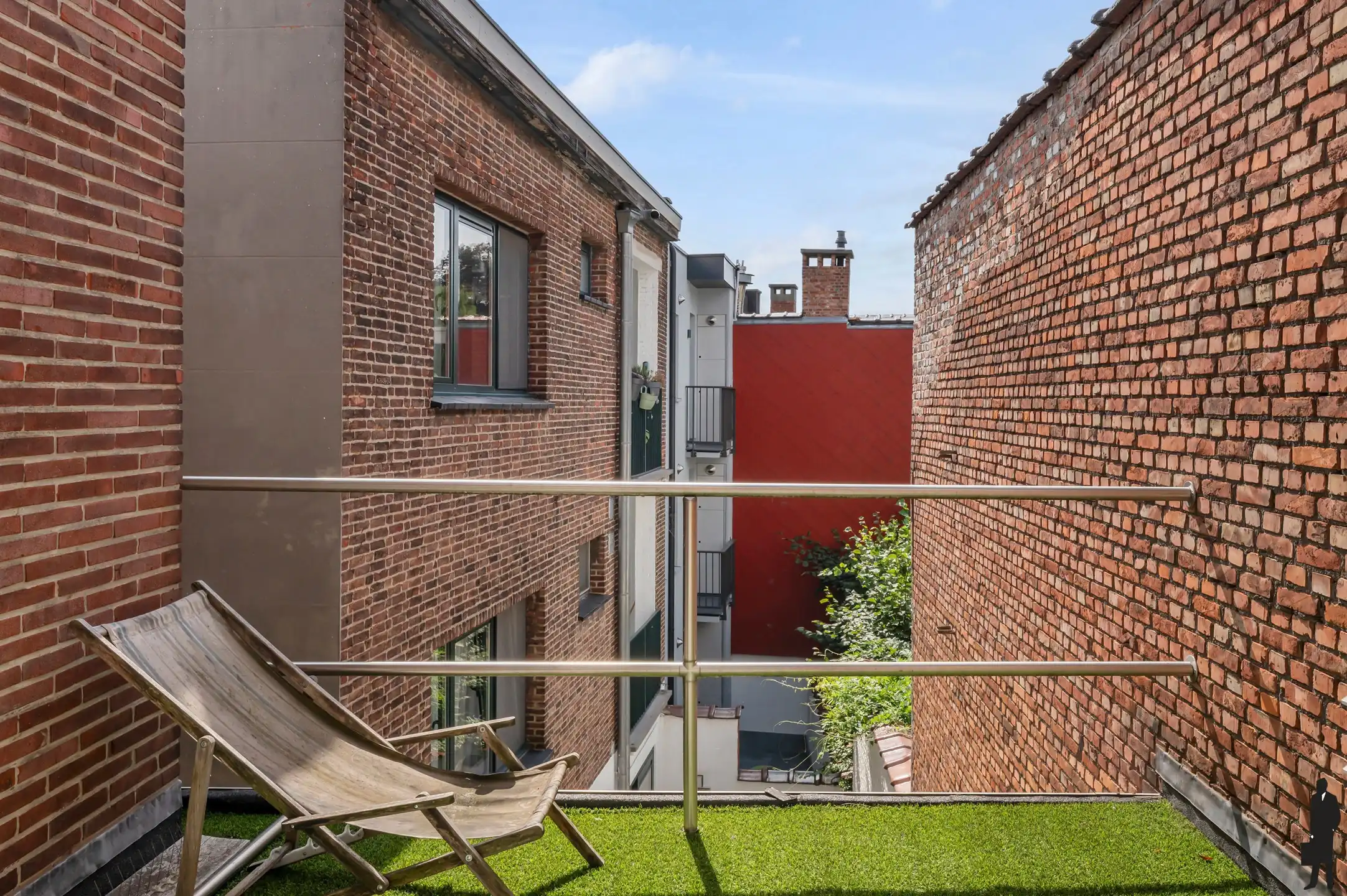 Modernistisch hoekpand met garage in de Tentoonstellingswijk foto 22