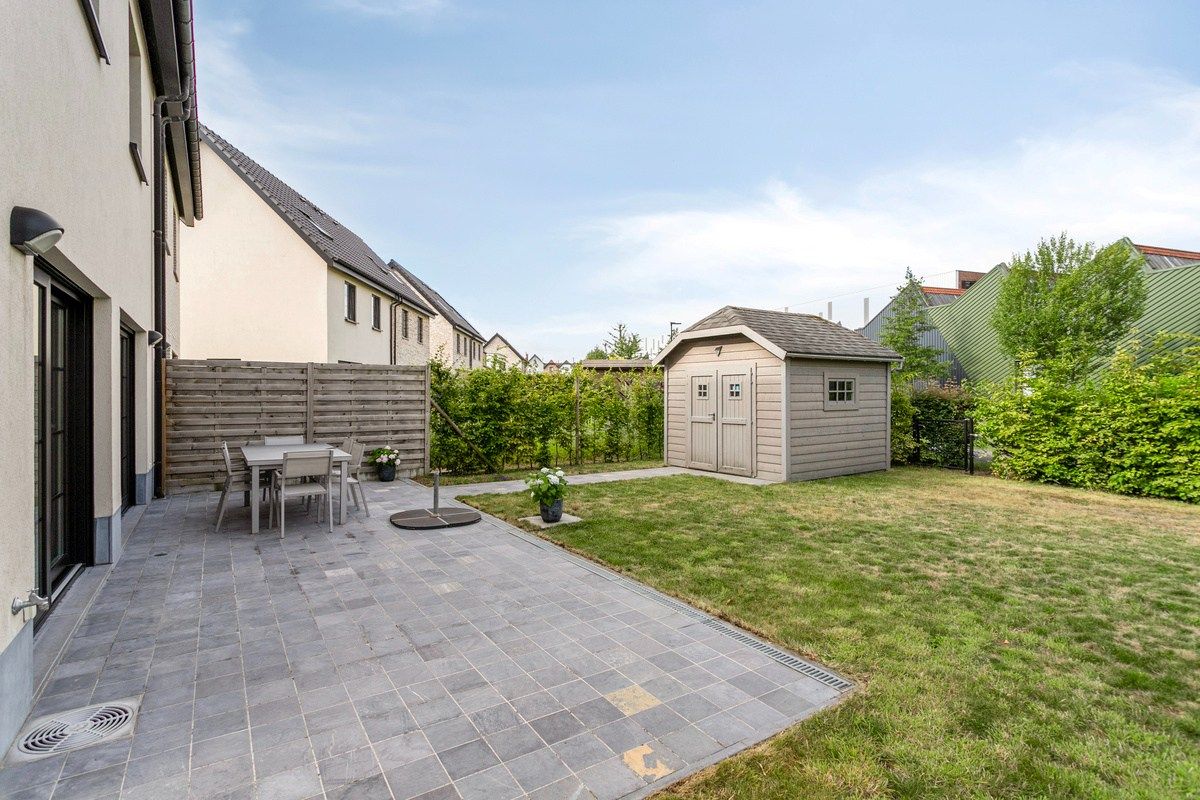 Recente halfopen woning met 4 slaapkamers en garage! foto 20