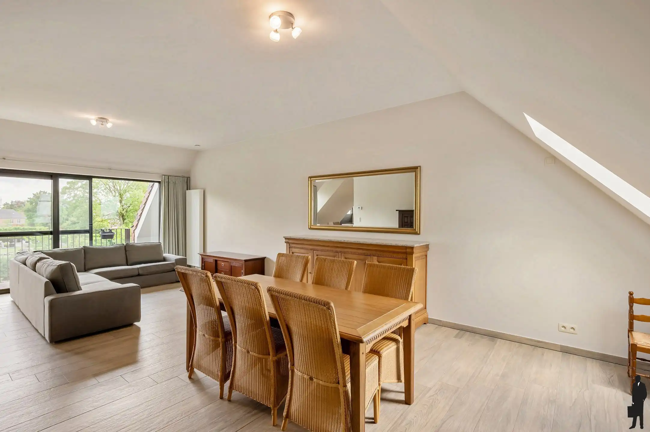Prachtig recent appartement met 3 slaapkamers, 2 terrassen en centrale ligging te Essen foto 11