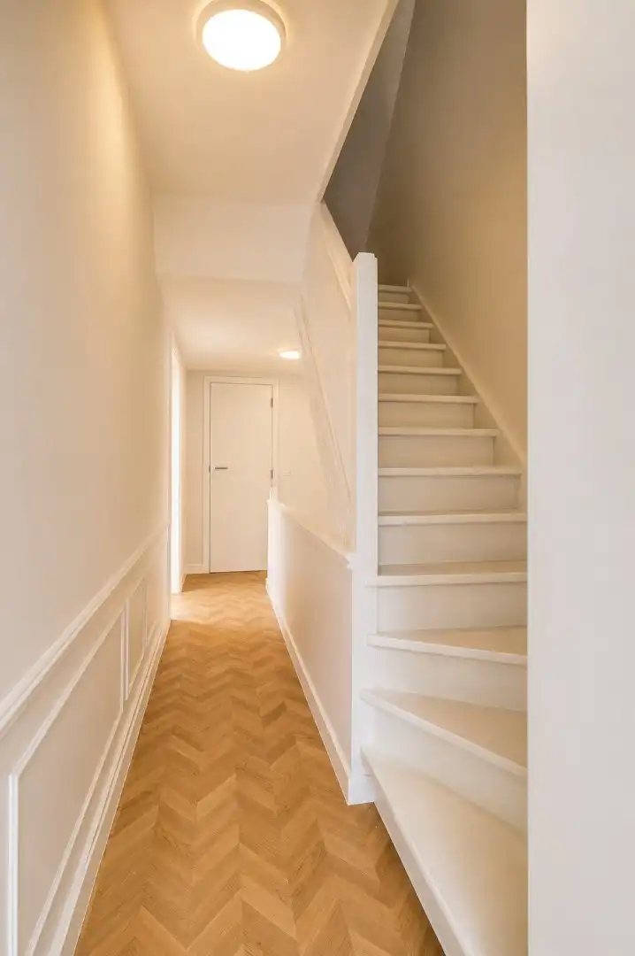 Wauw-effect in hartje Izegem: luxueus gerenoveerde, instapklare woning - EPC A! foto 9