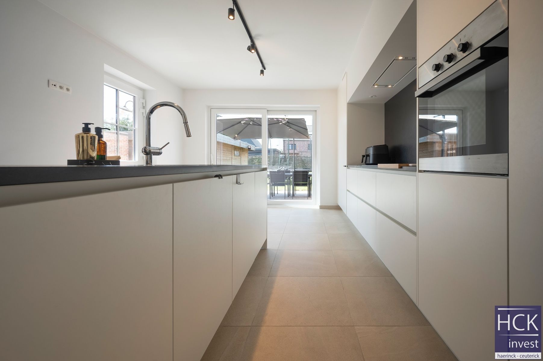 DEINZE - Uiterst ruime & energiezuinige woning met HIGH-END afwerking!! foto 11