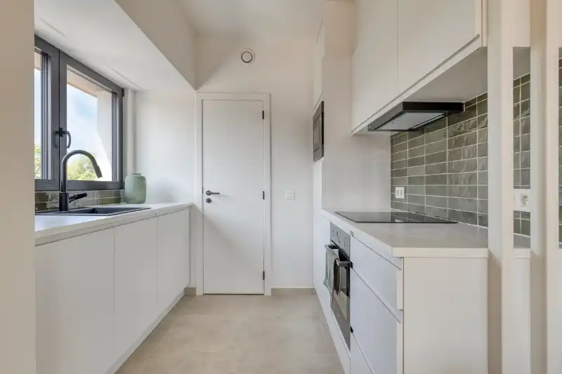 Stijlvol appartement  in hartje Zeveneken! foto 5