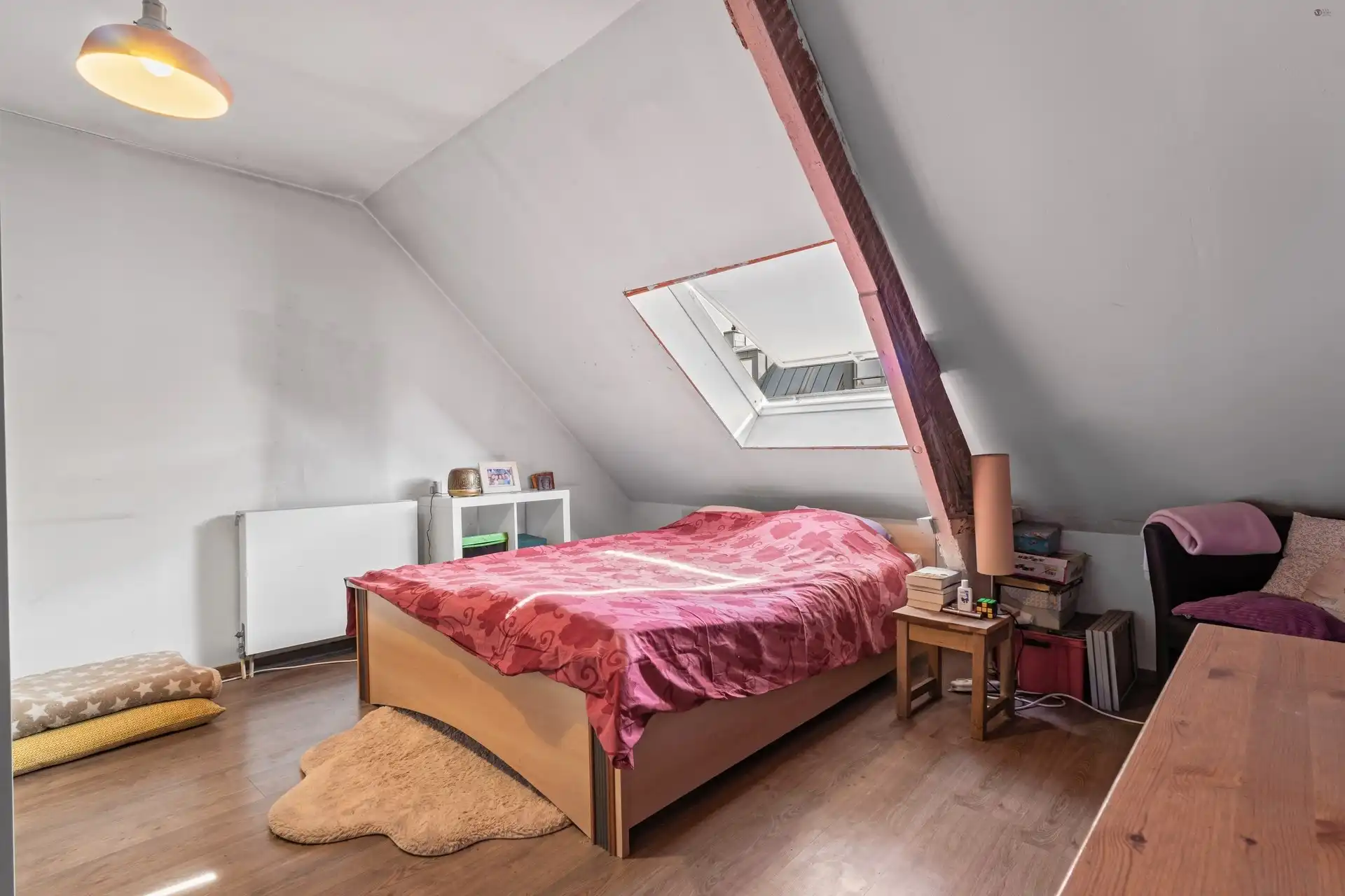 verder af te werken woning met grote garage foto 12