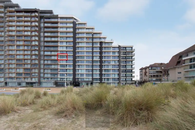 Ruim doorloop-appartement met 2 slaapkamers in de vernieuwde residentie Scorpio op de zeedijk te Nieuwpoort-Bad. foto 30