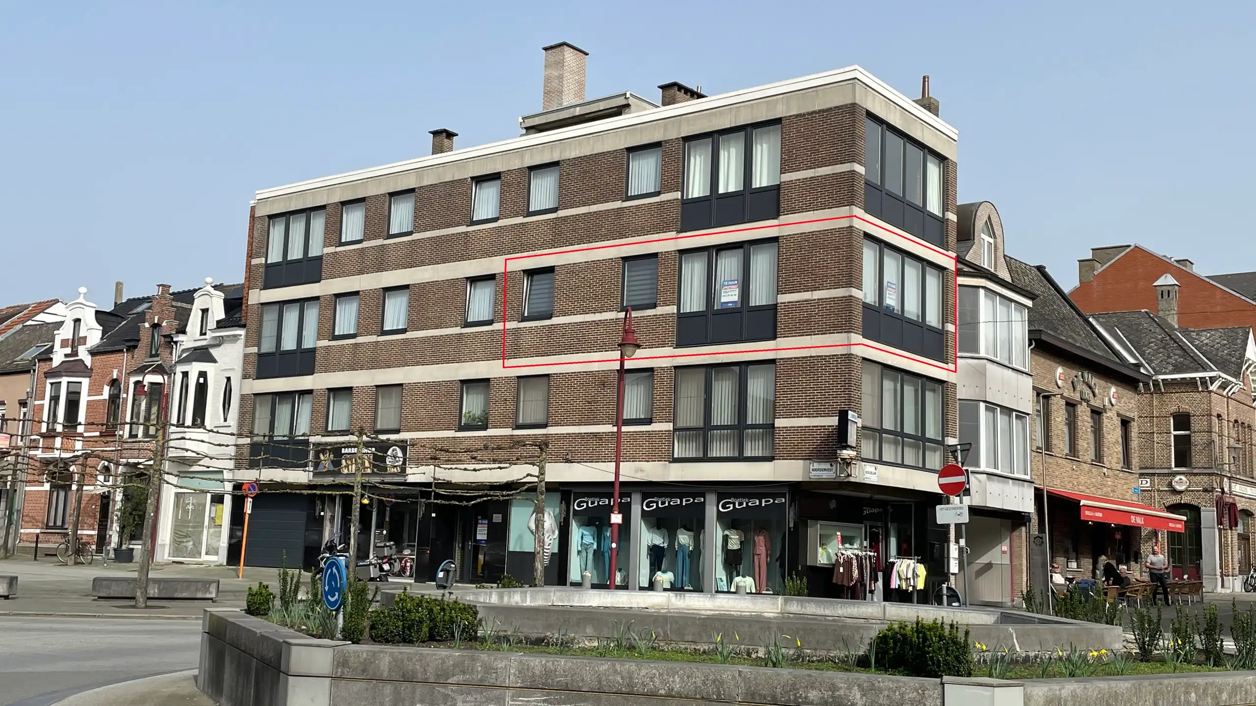 Appartement te huur foto {{pictureIndex}}