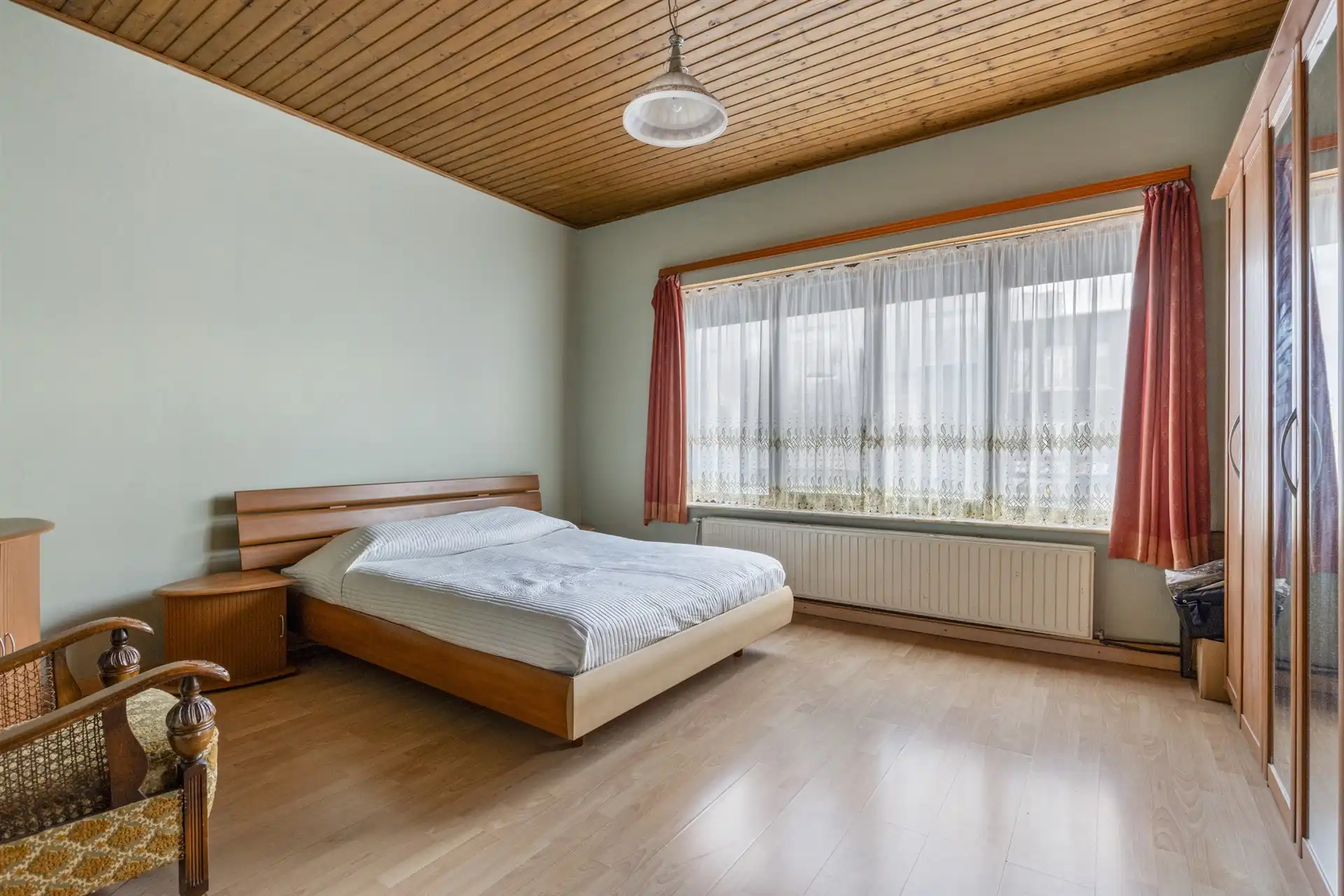 Ruime woning met 4 slaapkamers te koop in Hoboken  foto 18