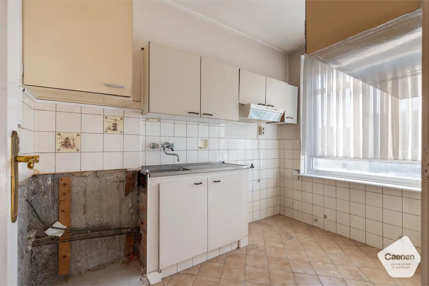 Volledig te renoveren appartement met slaaphoek en tal van mogelijkheden foto 7