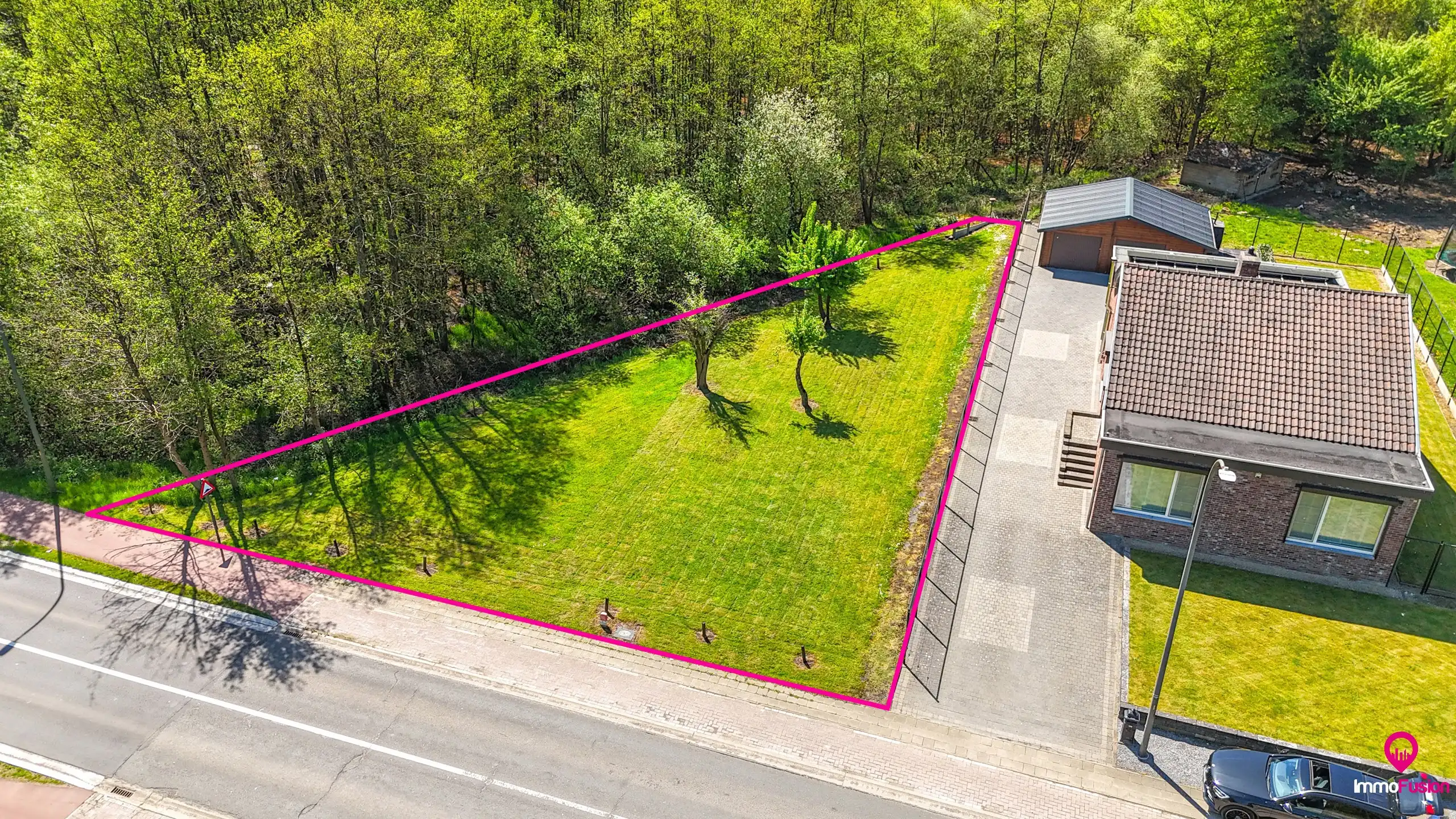 Bouwgrond voor open bebouwing met 2 volledige bouwlagen! foto 7