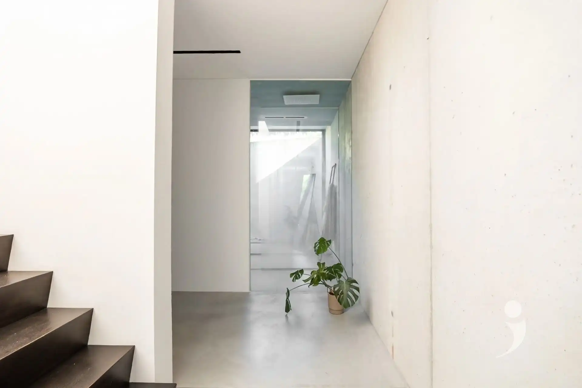 High-end architectenwoning met zwembad en prachtig zicht op de achterliggende weides foto 41