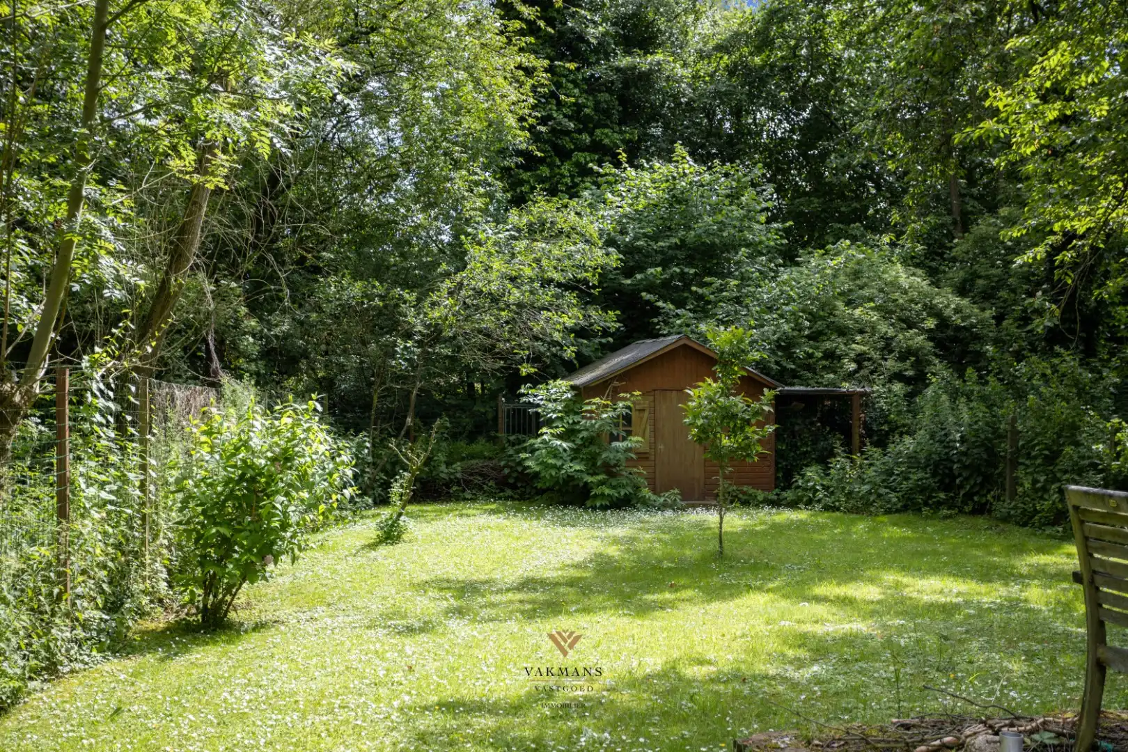 Instapklare gezinswoning met prachtige zuidgerichte tuin foto 28
