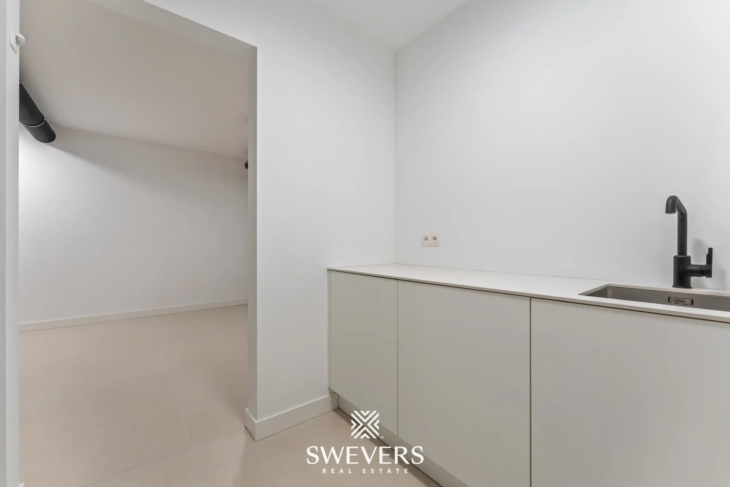 Moderne architectenwoning met hoogwaardige afwerking en zwembad in Paal foto 27